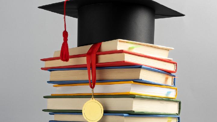 Panduan Singkat tapi Lengkap Cara Membuat Tesis - Klik Wisuda Panduan Singkat tapi Lengkap Cara Membuat Tesis - Klik Wisuda